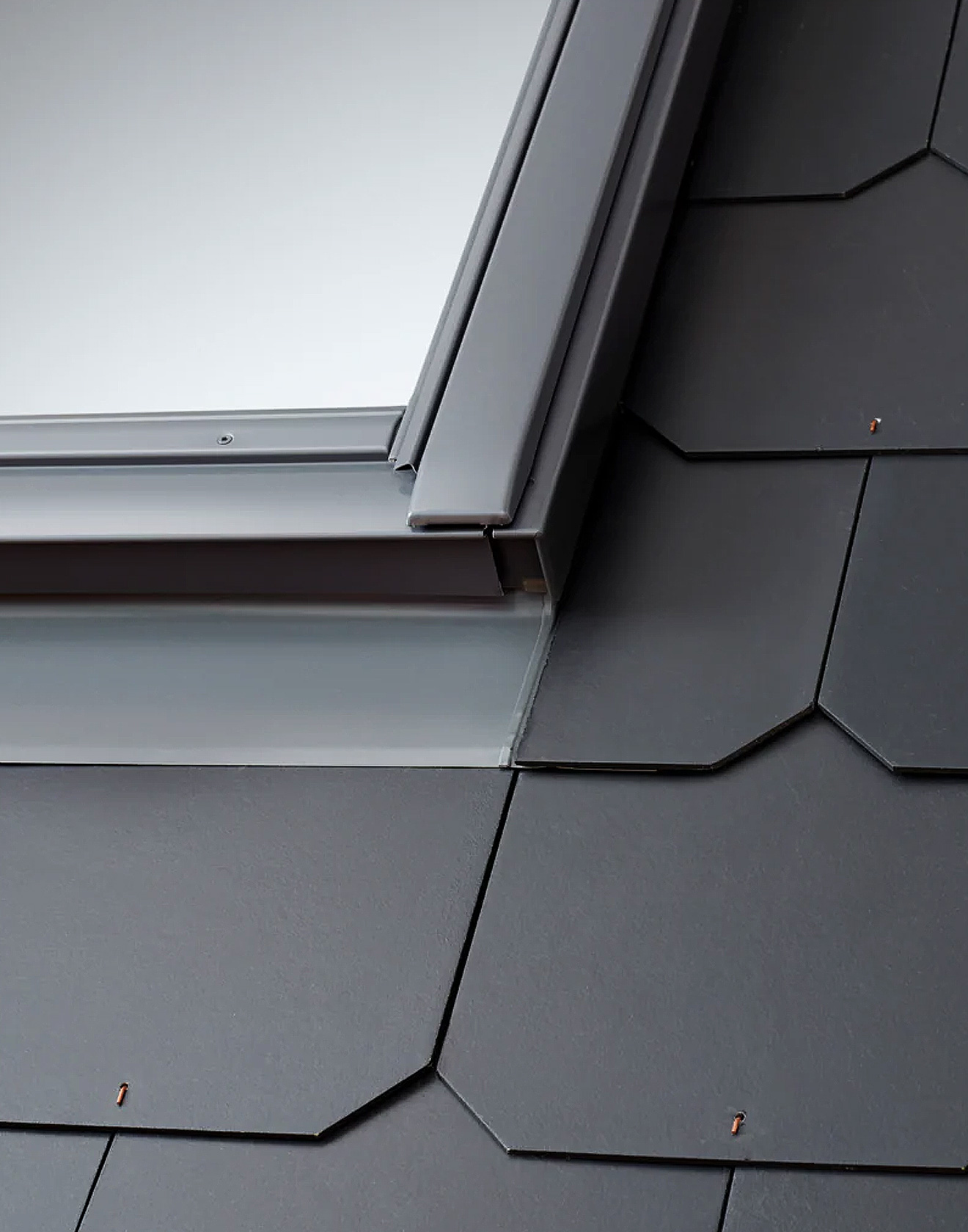 EDW (Tile/Metal Roofs)